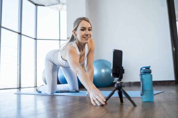 Quel type de contenu vidéo un fournisseur de solutions de domotique devrait-il créer pour illustrer les avantages de ses produits ?